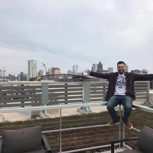 Meet your Posher, Nick